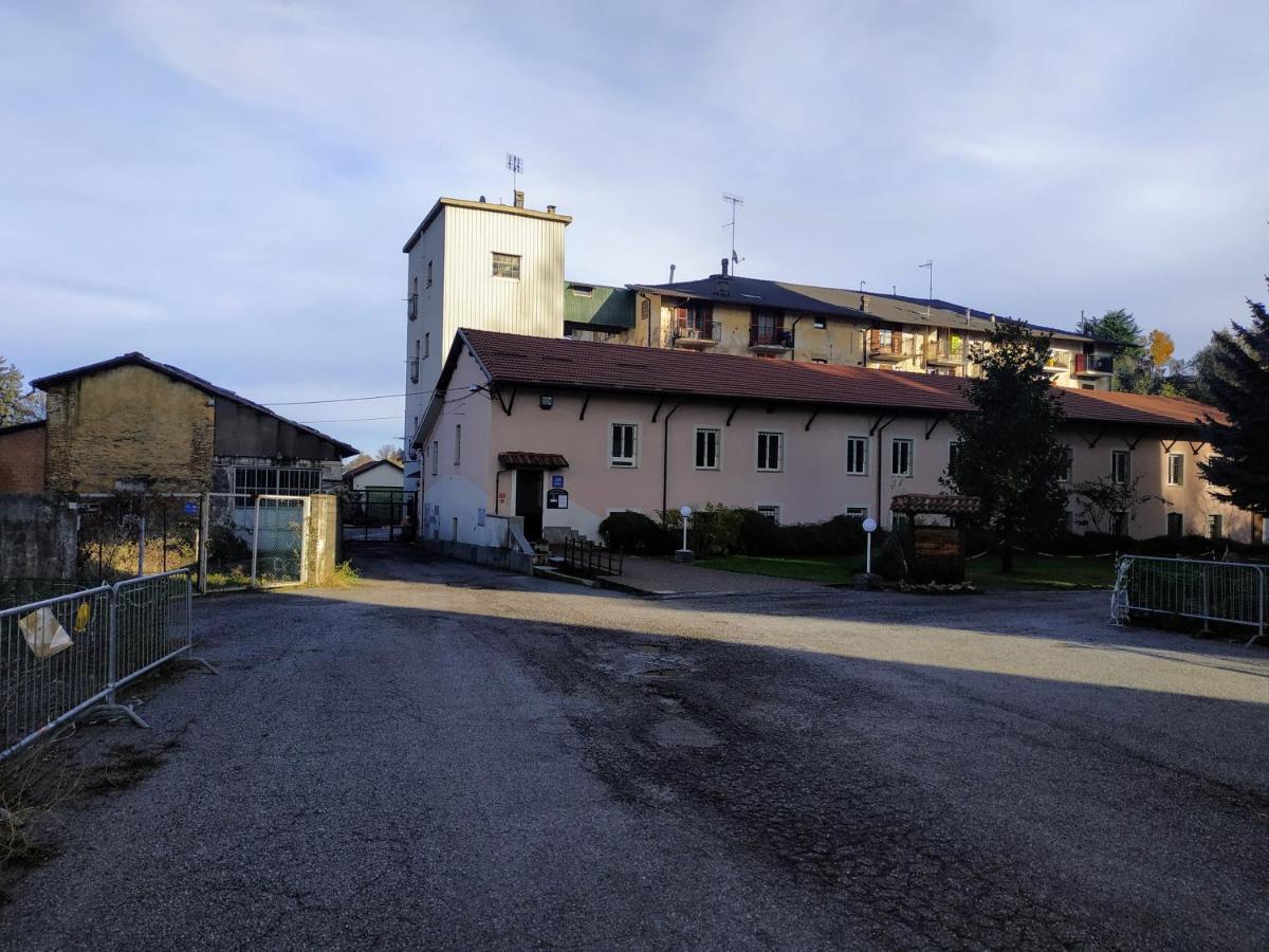 La Petite Maison De Claire Appartement Cuneo Buitenkant foto